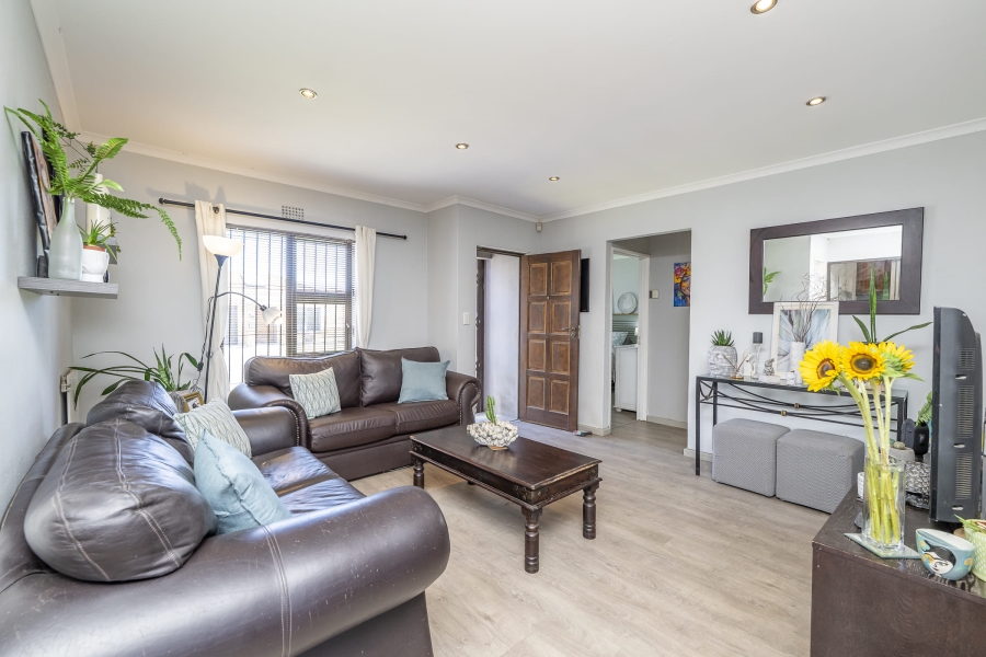 3 Bedroom Property for Sale in Viking Village Western Cape